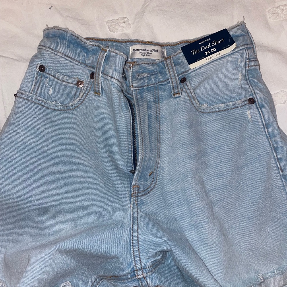 NWT Abercrombie & Fitch Light Wash Denim Shorts